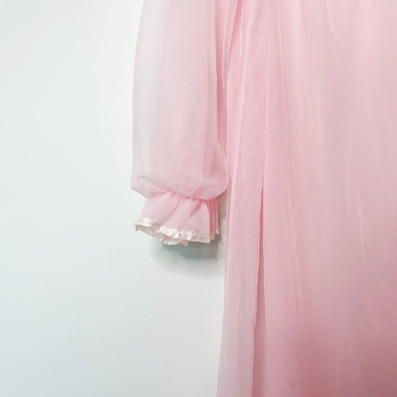 Vintage Patricia sheer pink duster/robe - Picture 3 of 5